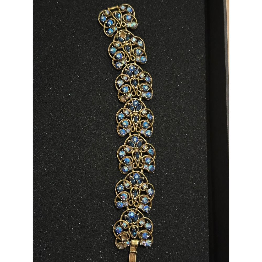 Charel Aurora Borealis Bracelet (callout)